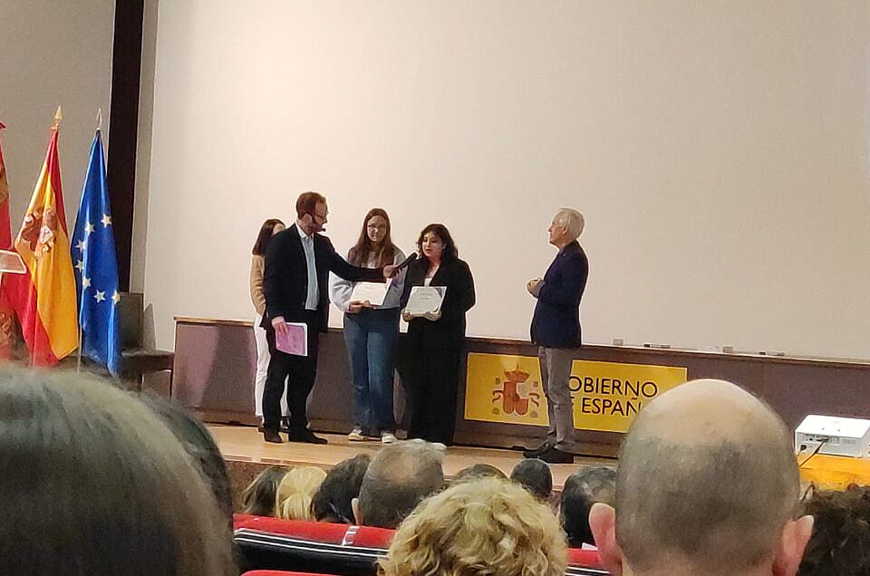 PRIMER PREMIO – RELATOS – IV CONCURSO LITERARIO Y ARTÍSTICO DÍA INTERNACIONAL DE LA MUJER